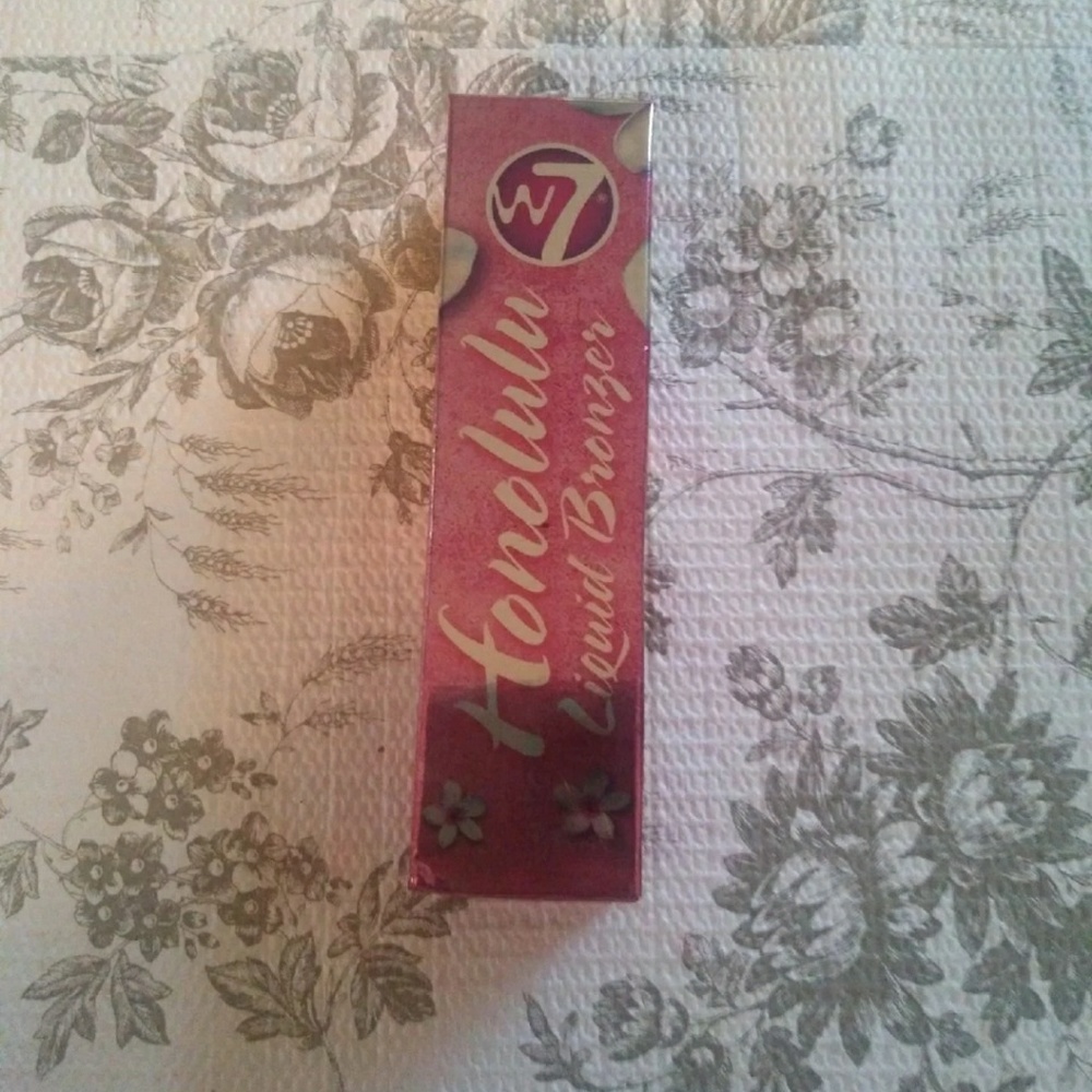 W7 liquid bronzer